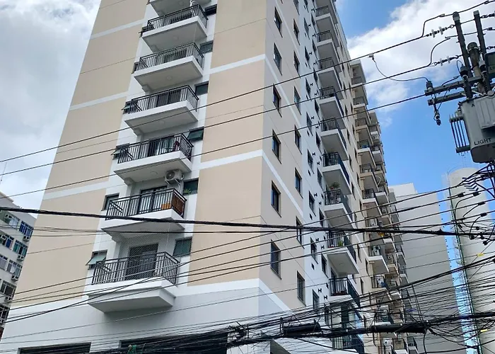 Ape Rio de Janeiro aproximo ao metrô ao bioparque ao Maracanã